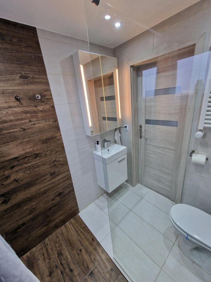 R&J Guesthouse Room Grindavík Extérieur photo