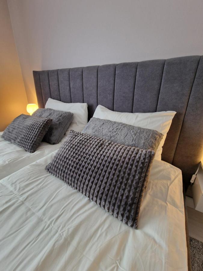 R&J Guesthouse Room Grindavík Extérieur photo
